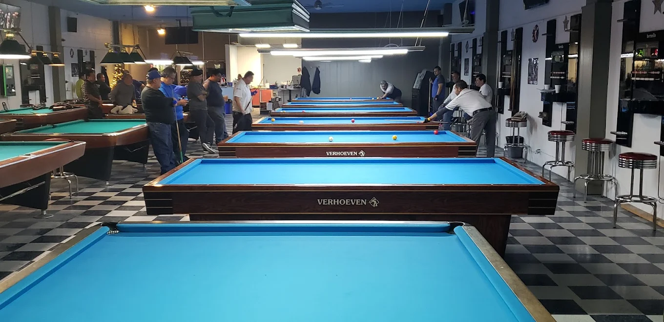 Silver Cue Billiards pool hall exterior/interior