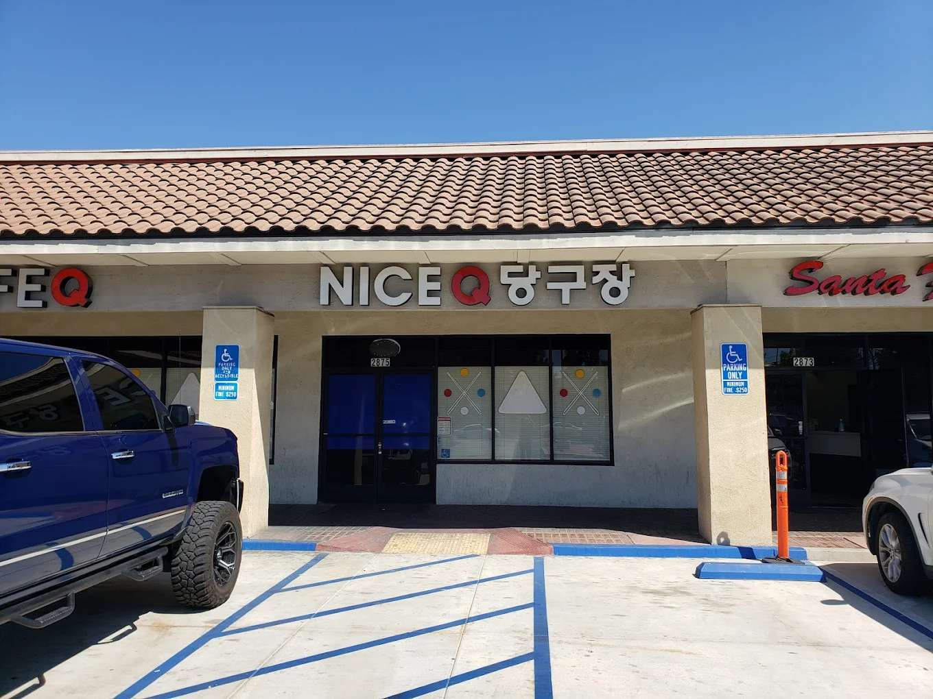 Nice Q Billiards pool hall exterior/interior