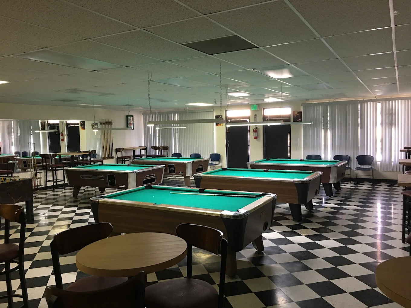Many's Pool & Bar pool hall exterior/interior