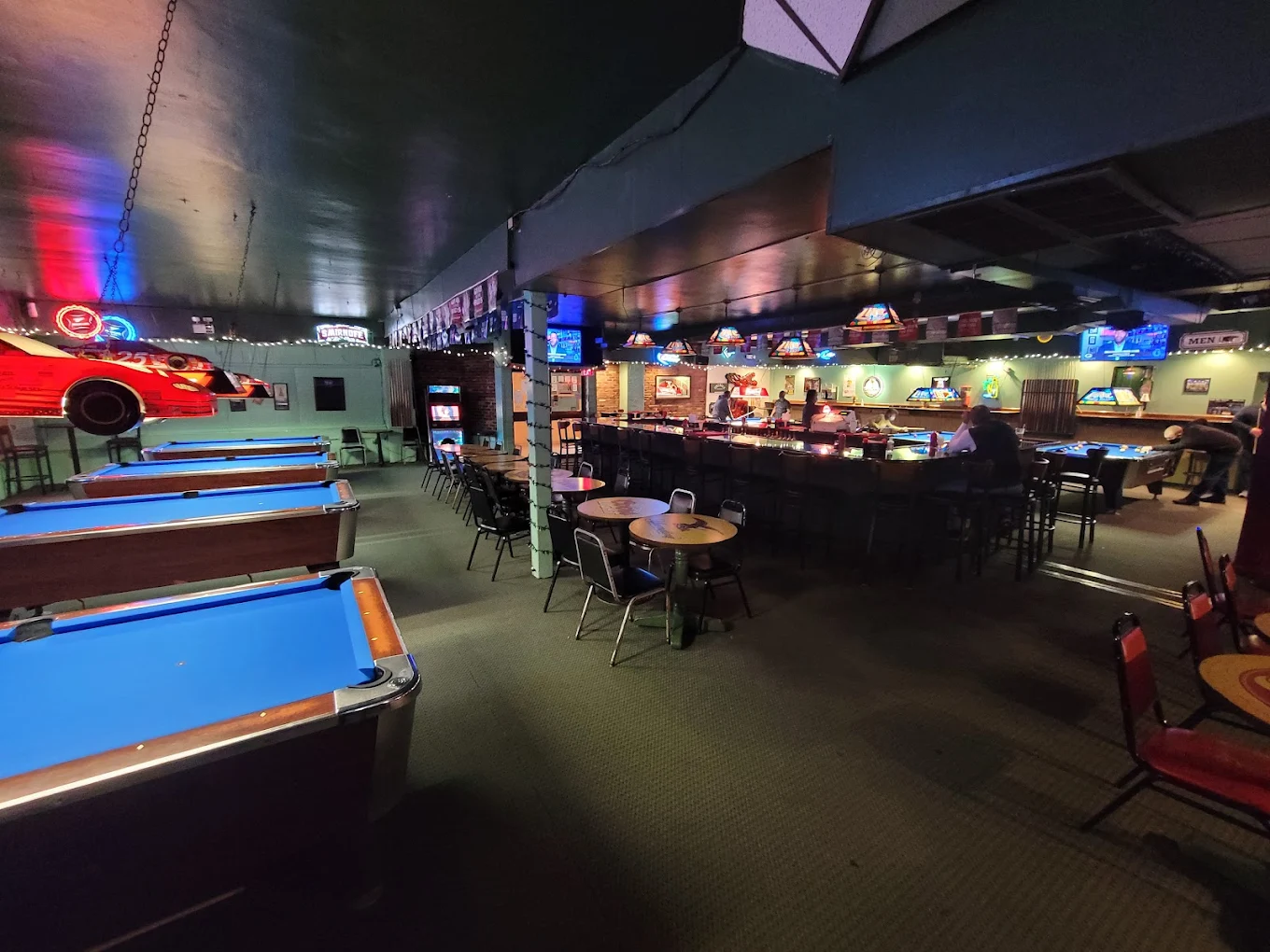 Pockets Billiards & Tavern pool hall exterior/interior