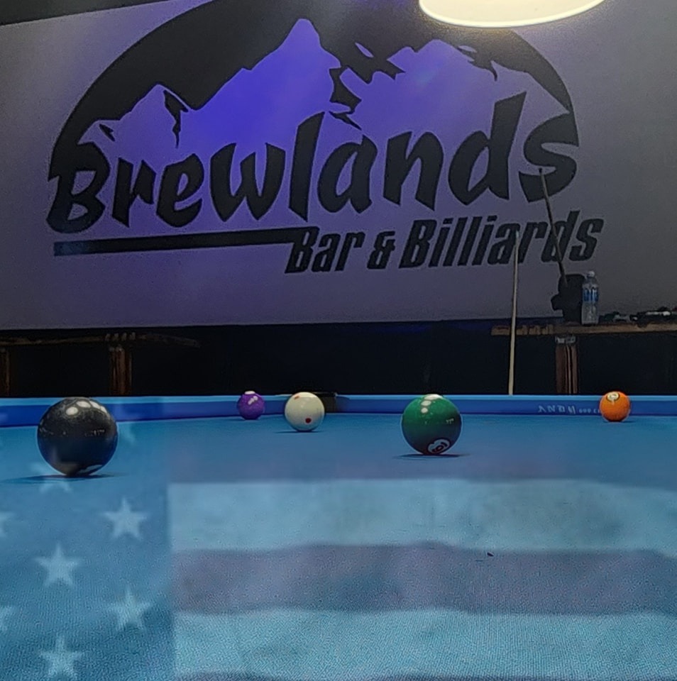 Brewlands Bar & Billiards North pool hall exterior/interior