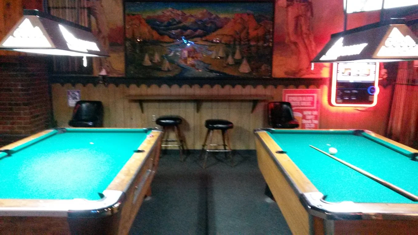 Navajo Room pool hall exterior/interior