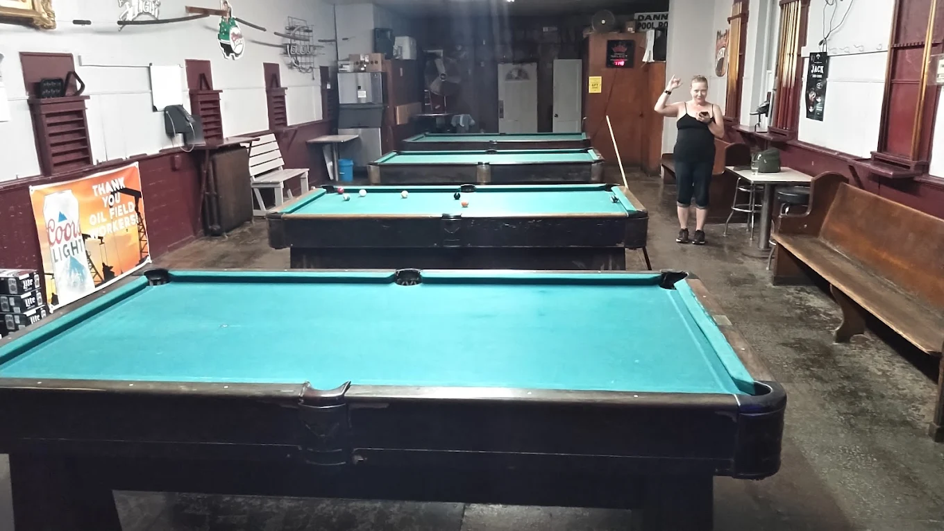 Danny's Pool Room pool hall exterior/interior