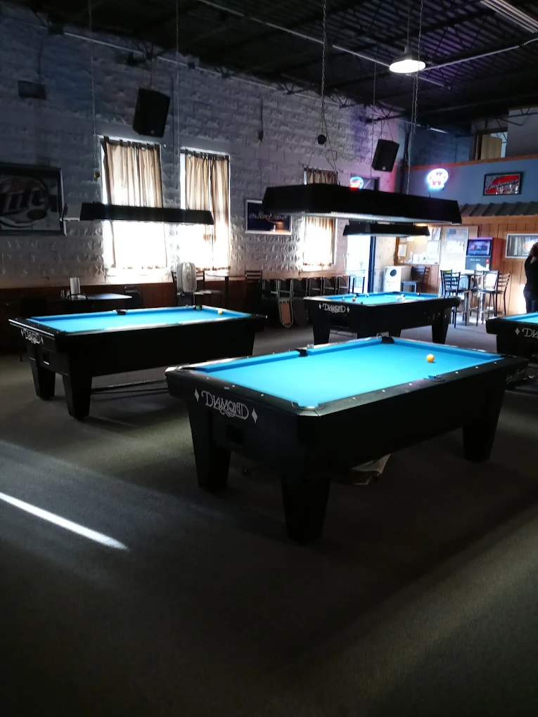 Breakers Bar and Grill pool hall exterior/interior