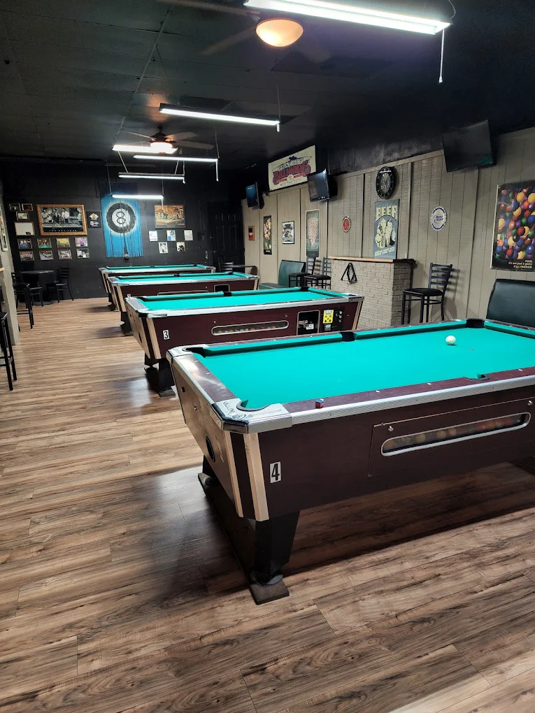 Phat Guy Sports Bar pool hall exterior/interior