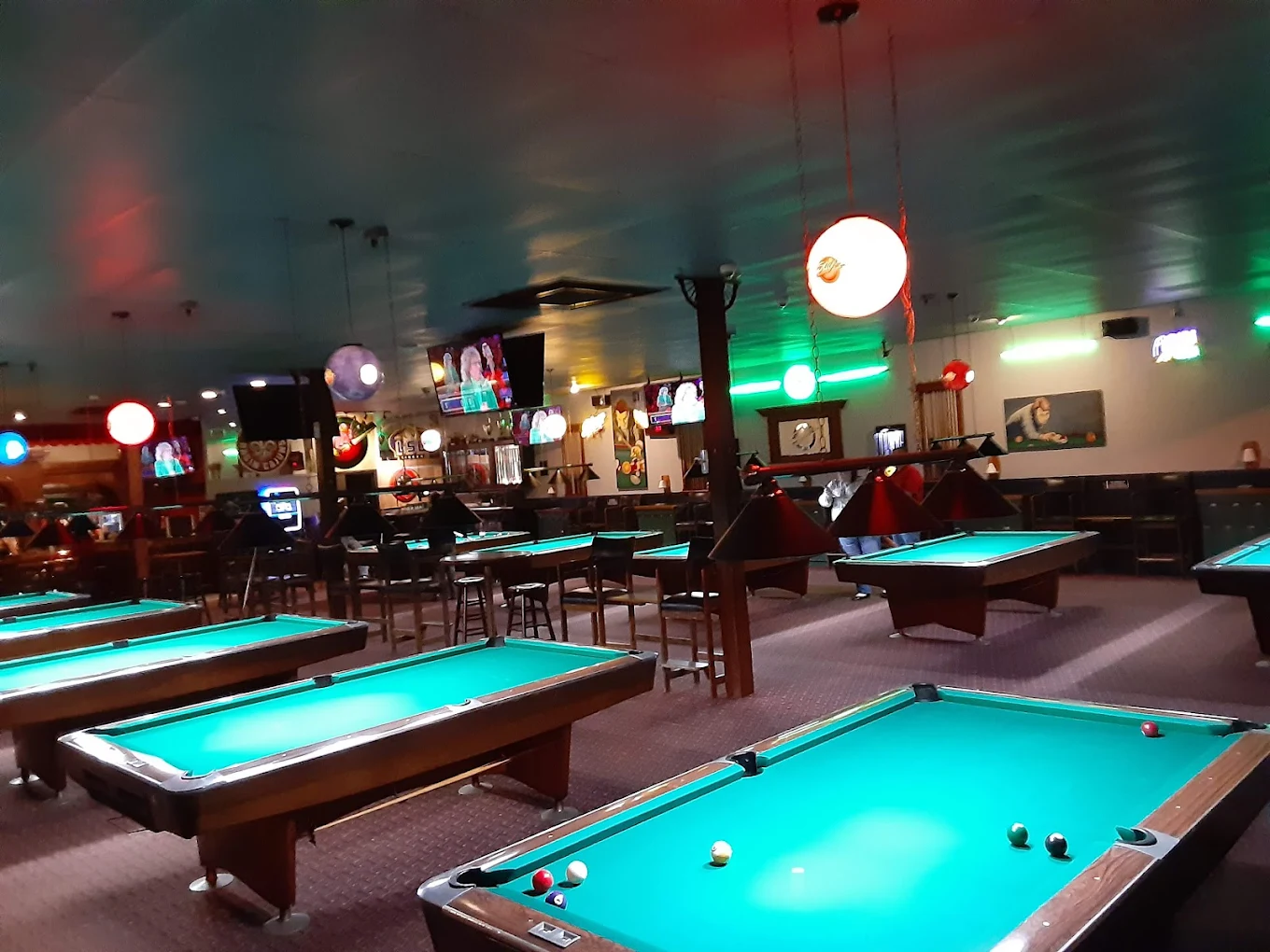 Sticks Billiards pool hall exterior/interior