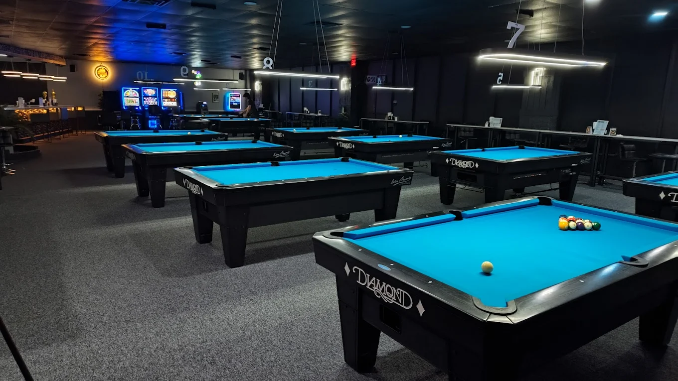 PoolHub pool hall exterior/interior