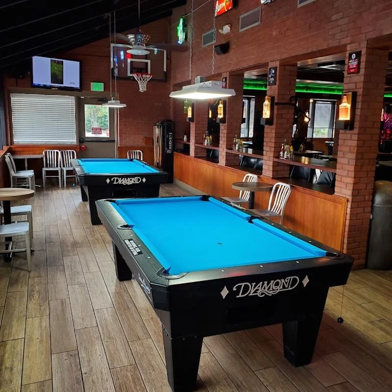 Kappy's Daiquiri & Sports pool hall exterior/interior