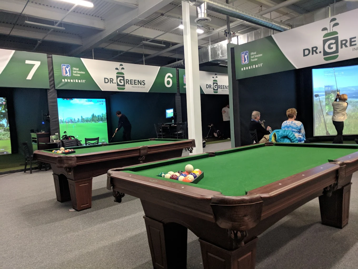 Dr. Greens Golf & Entertainment pool hall exterior/interior