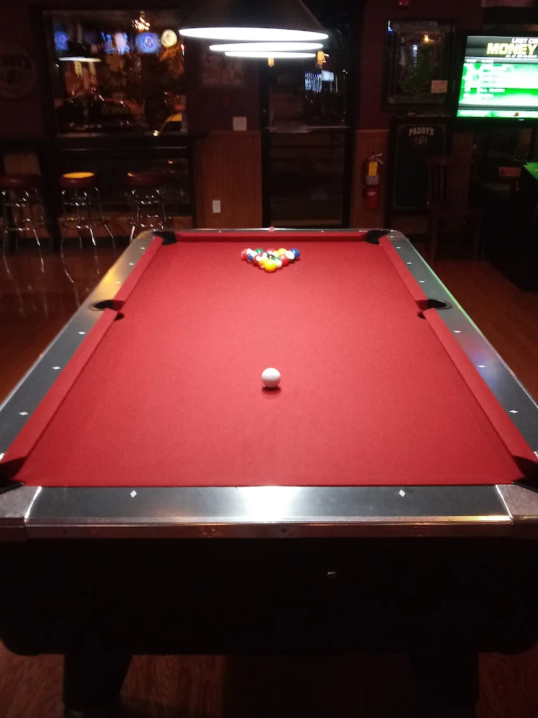 Finnegan's Pub pool hall exterior/interior