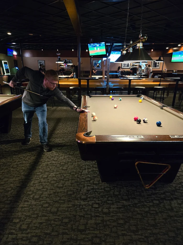 Orleans Sports Cafe pool hall exterior/interior