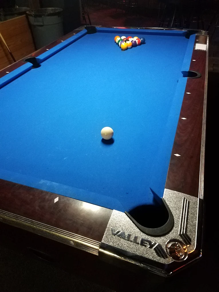 Pheasant Bar and Grill pool hall exterior/interior