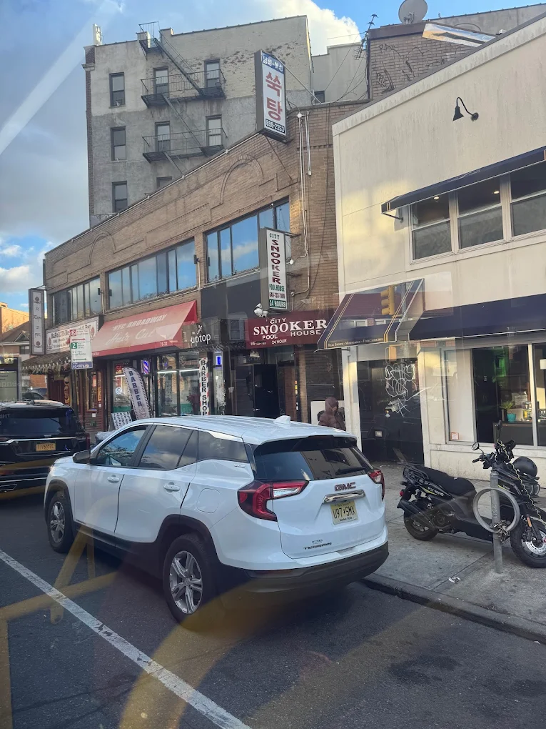 City Snooker pool hall exterior/interior