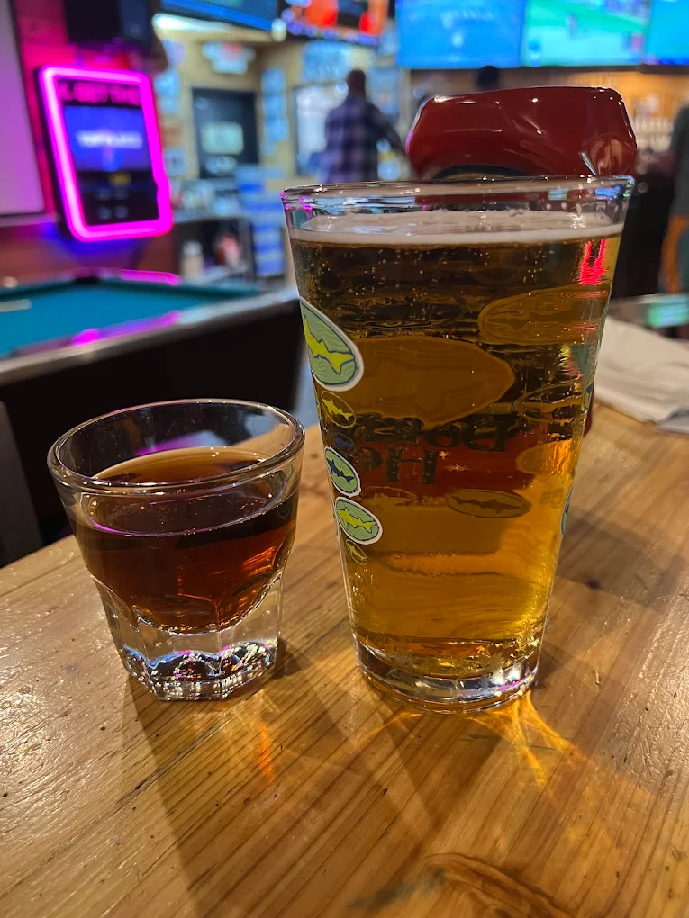 Abbey Road Tavern & Grill pool hall exterior/interior