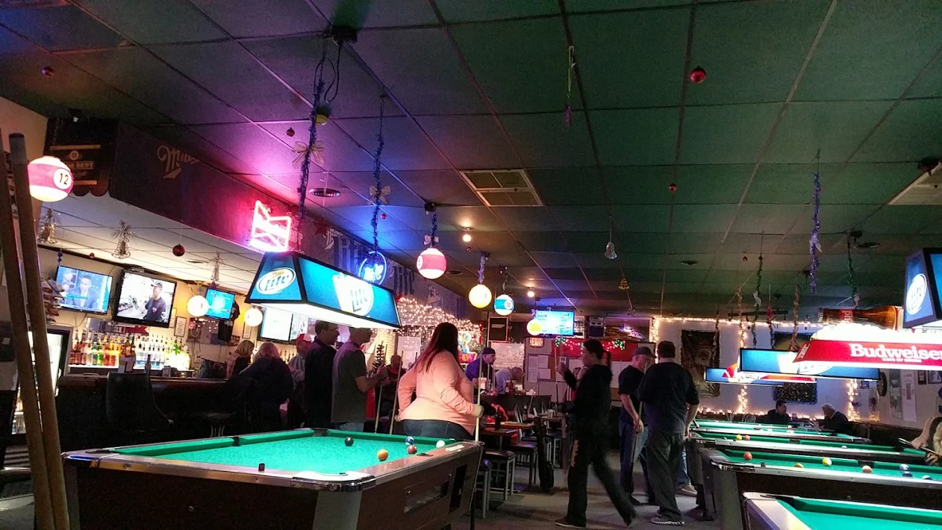 21 West pool hall exterior/interior