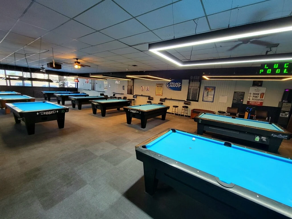 Lucky's Pool Room pool hall exterior/interior