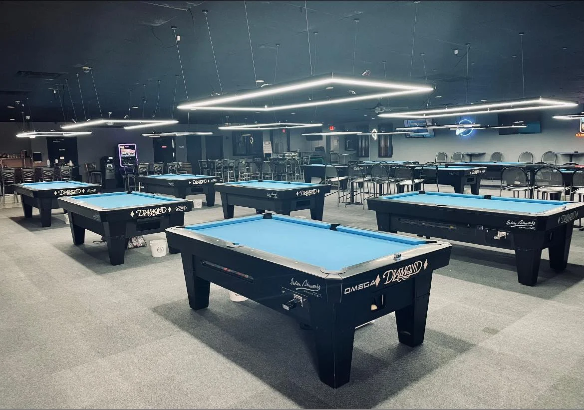 Deep Pockets Billiard Bar & Bistro pool hall exterior/interior