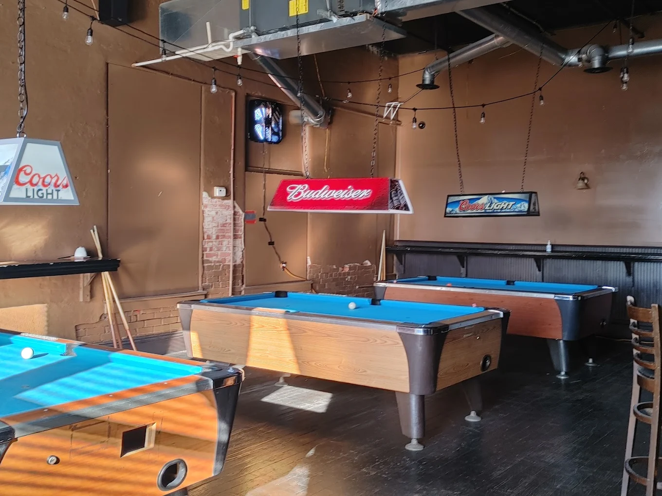 Brickhouse Saloon pool hall exterior/interior