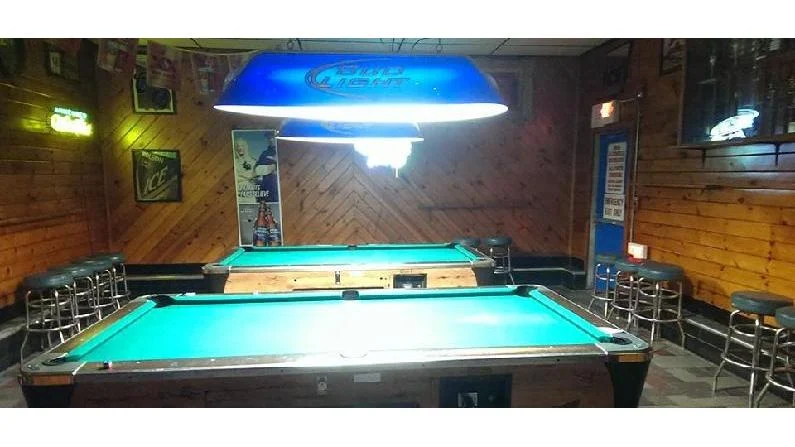Pawtucket Patriot Bar & Grill pool hall exterior/interior