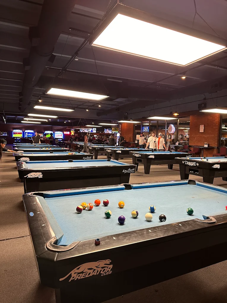 TNT's Billiards Bar and Grill pool hall exterior/interior
