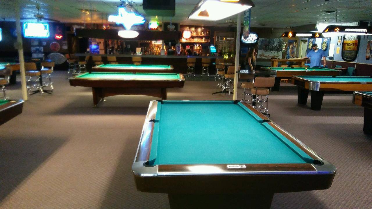 Billiards Plus pool hall exterior/interior