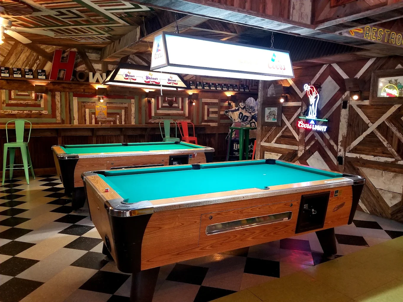Howdy's Restaurant pool hall exterior/interior