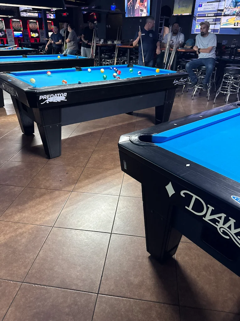 Bar Kada Sports Grill pool hall exterior/interior