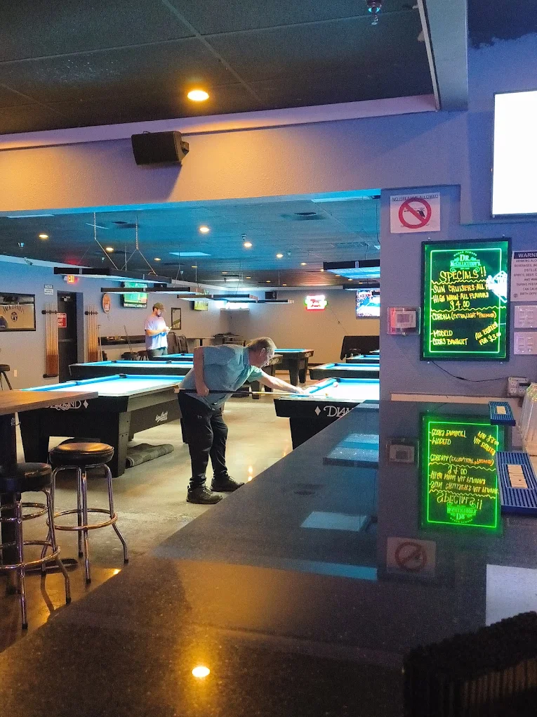 The Break Room pool hall exterior/interior