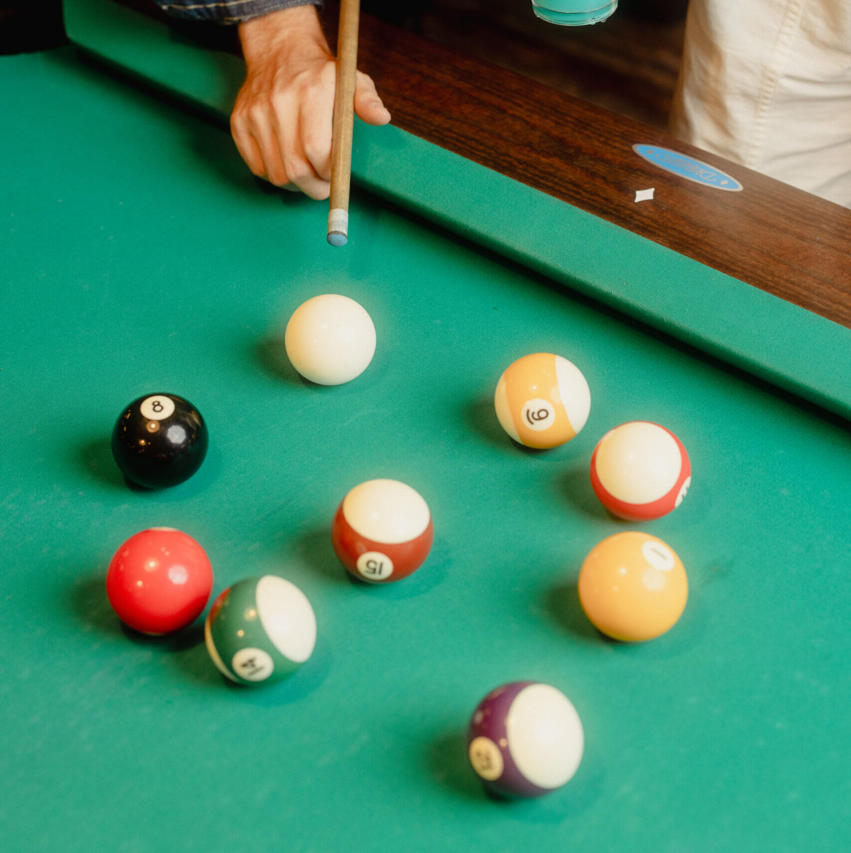Fast Eddie's pool hall exterior/interior