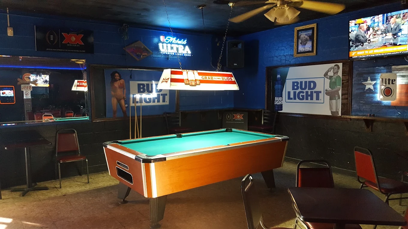 Chano's Sports Bar pool hall exterior/interior