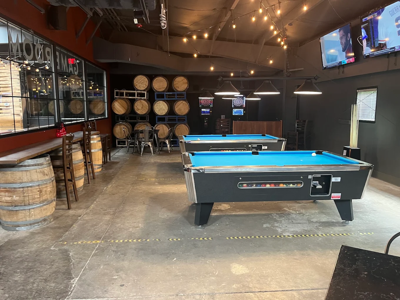 Derby Gahanna and Taproom pool hall exterior/interior