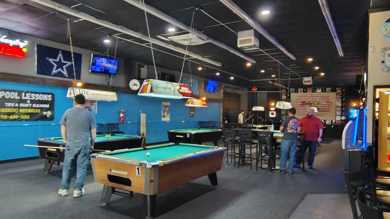 Baby Ruth's Bar & Billiards pool hall exterior/interior