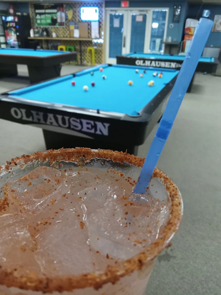 Jerry O's Rack Room pool hall exterior/interior