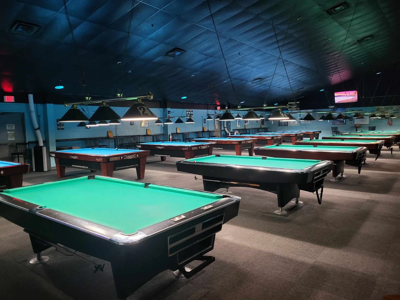 Park Avenue Billiards pool hall exterior/interior